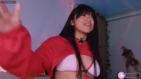 Snapshot of queen_gummy chatting on October 29, 11:27 pm saloo online show from October 29, 11:27 pm