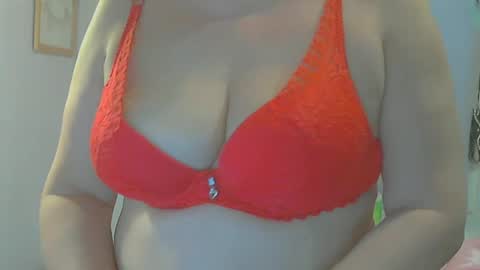 queen_jane8 online show from February 28, 3:15 pm