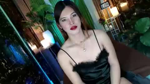Snapshot of queen_kendalx19 chatting on October 20, 5:34 am Kendal online here from 6am-3pm philippine time online show from October 20, 5:34 am