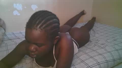 queen_latasha online show from April 28, 8:07 am