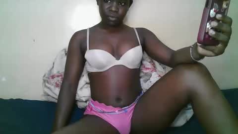 queen_latasha online show from November 30, 7:21 pm