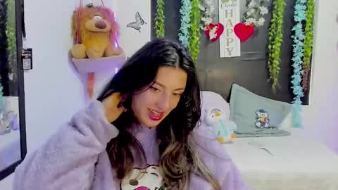 queen_natttyy online show from March 11, 2:42 pm