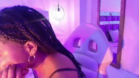   online show from July 1, 12:47 pm
