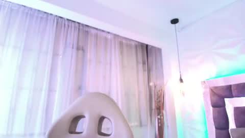   online show from June 23, 12:11 pm