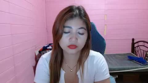 queen online show from December 21, 4:35 pm