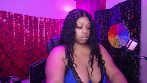 Queen Cherise Roze online show from February 8, 7:39 pm