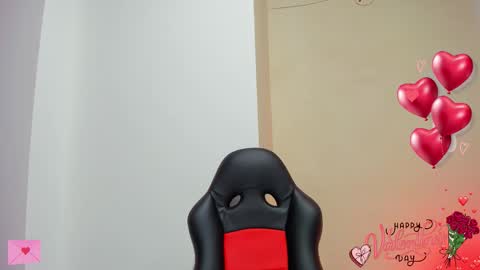 Queen online show from February 16, 6:28 pm