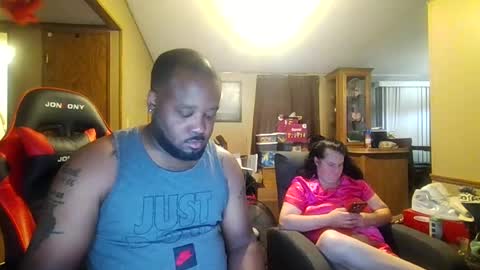 Queen N King Fun Night online show from July 1, 3:48 am