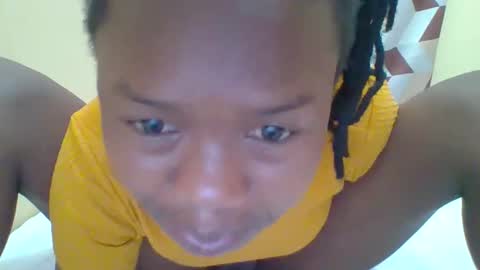 queenleona61 online show from March 14, 12:53 pm