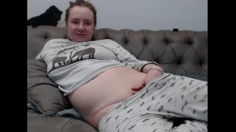 Snapshot of queenmymind chatting on December 30, 1:47 pm queenmymind online show from December 30, 1:47 pm