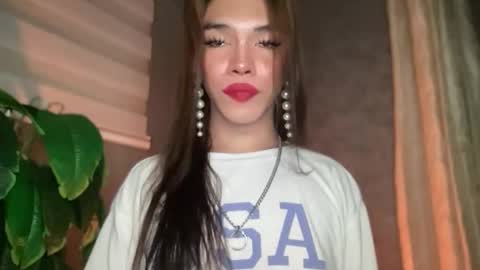 QUEEN online show from March 1, 1:10 am