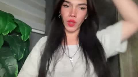 QUEEN online show from June 7, 7:46 am