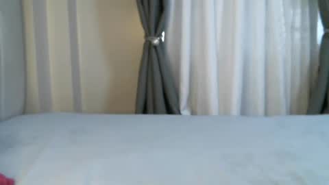 queenninaa online show from July 8, 11:35 am