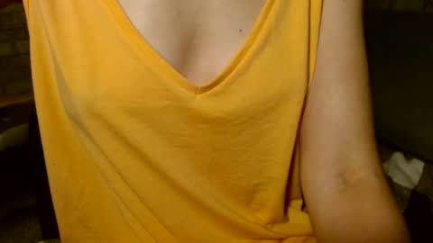queenoftenderness online show from July 31, 7:37 pm