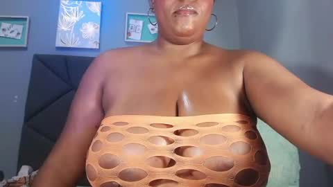 queenrachelbrown online show from July 25, 11:24 pm