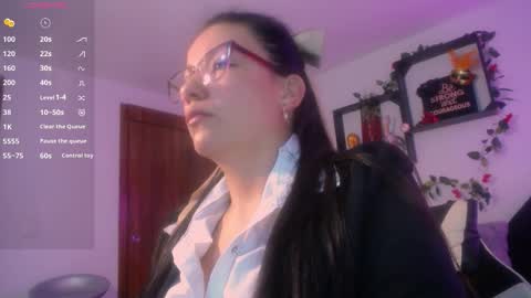 queenrose94 online show from February 18, 1:11 pm