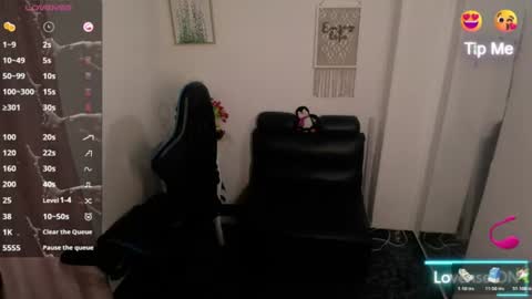 queenrose94 online show from June 16, 9:41 pm