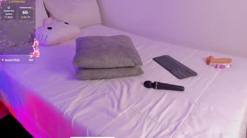 Queen Rose online show from March 12, 3:38 pm