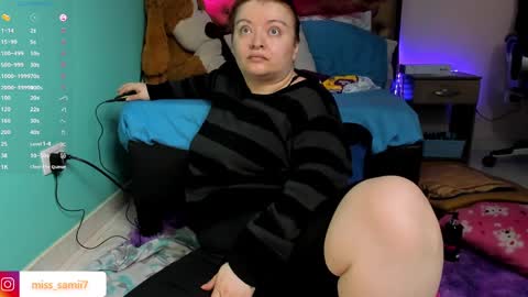 Snapshot of queensami7 chatting on February 26, 8:39 am Samantha online show from February 26, 8:39 am
