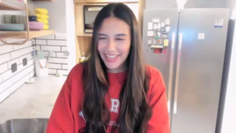 Snapshot of queenv66 chatting on February 2, 1:12 am Val  -  online show from February 2, 1:12 am