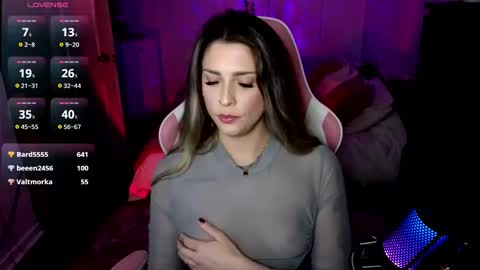 Snapshot of queenx_lexy chatting on January 12, 10:43 pm queenx_lexy online show from January 12, 10:43 pm