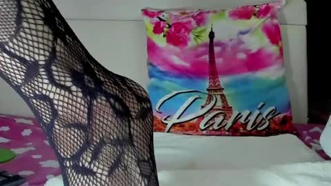 ZAFIRO   online show from May 1, 12:04 am