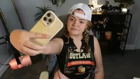 Bri online show from November 23, 1:58 am