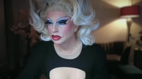 ViVaLuvLicious online show from March 22, 2:04 am