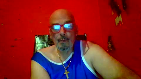 qwertyuiop22348015 online show from May 1, 7:41 pm