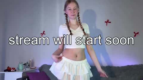 sweet Vivi online show from April 30, 8:52 am