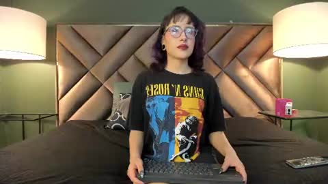 Rachel  online show from July 7, 9:19 pm