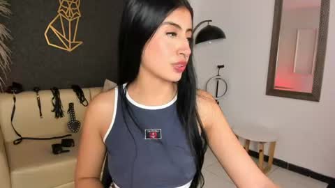 RACHEL ES online show from July 2, 6:07 am
