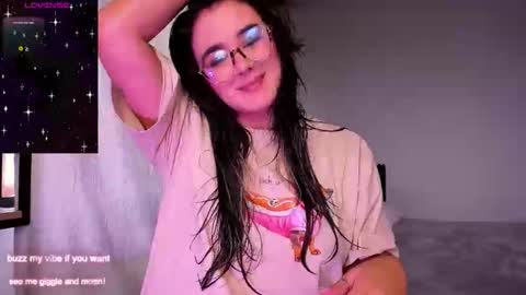 Rachel Foss online show from April 7, 7:16 pm