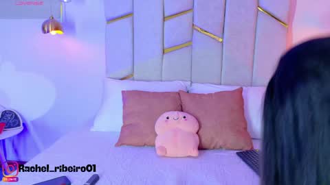 Rachel Ribeiro online show from May 4, 12:22 pm