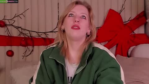 RachelCart online show from December 19, 3:13 am