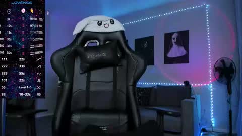  Miko Pleasee help me get 100 likes online show from March 10, 10:19 am