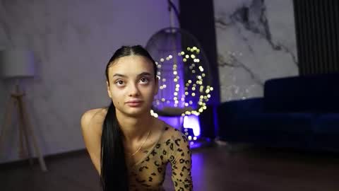 Ann online show from December 15, 5:25 am