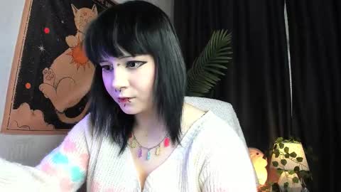 radiant_lane online show from December 20, 8:21 am