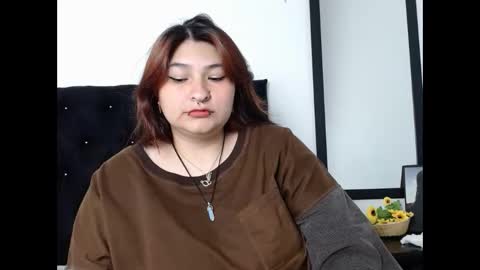 radiantgoddes online show from February 13, 5:05 pm