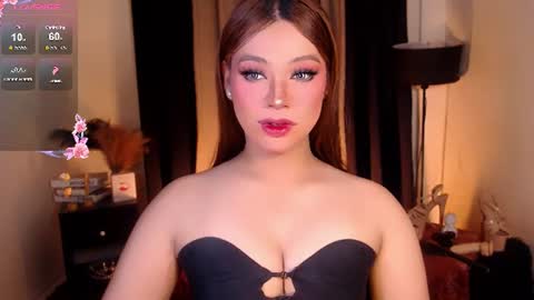 raeganclinton online show from June 11, 3:04 am