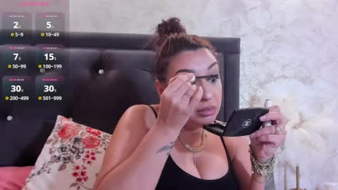 raelledarkstar online show from February 10, 11:57 am