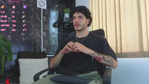R A F A E L online show from April 29, 8:57 pm