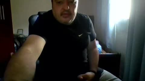 rafaellambeb online show from December 14, 9:04 am