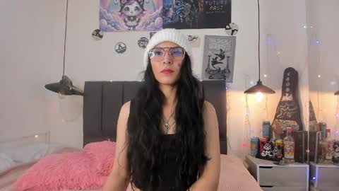 Raia online show from April 24, 3:19 am