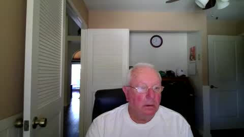 raiderman215 online show from May 30, 6:39 pm