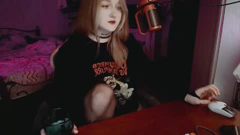 Kate online show from July 29, 8:53 pm