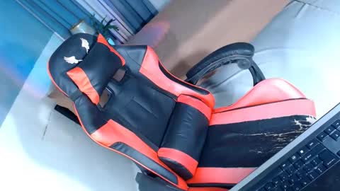 itsmeRailey online show from February 26, 12:58 am