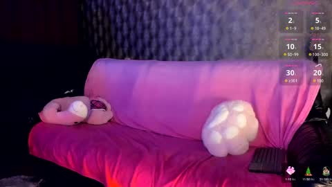 Joline and Alexa online show from February 8, 6:22 pm