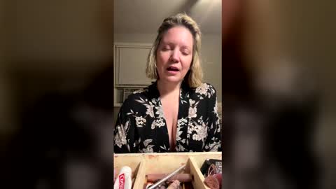 rainbows1010 online show from March 18, 4:29 am