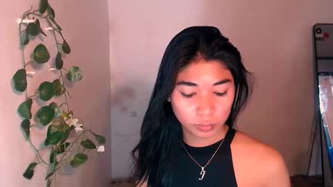 raindrizzle1706 online show from January 15, 4:43 am